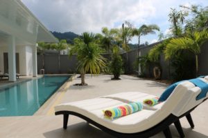 3 BR Private Pool Villa near UWCT